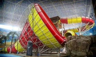 長(zhǎng)春交警抬殘疾考生進(jìn)考場(chǎng) 你的中考我們保駕護(hù)航!